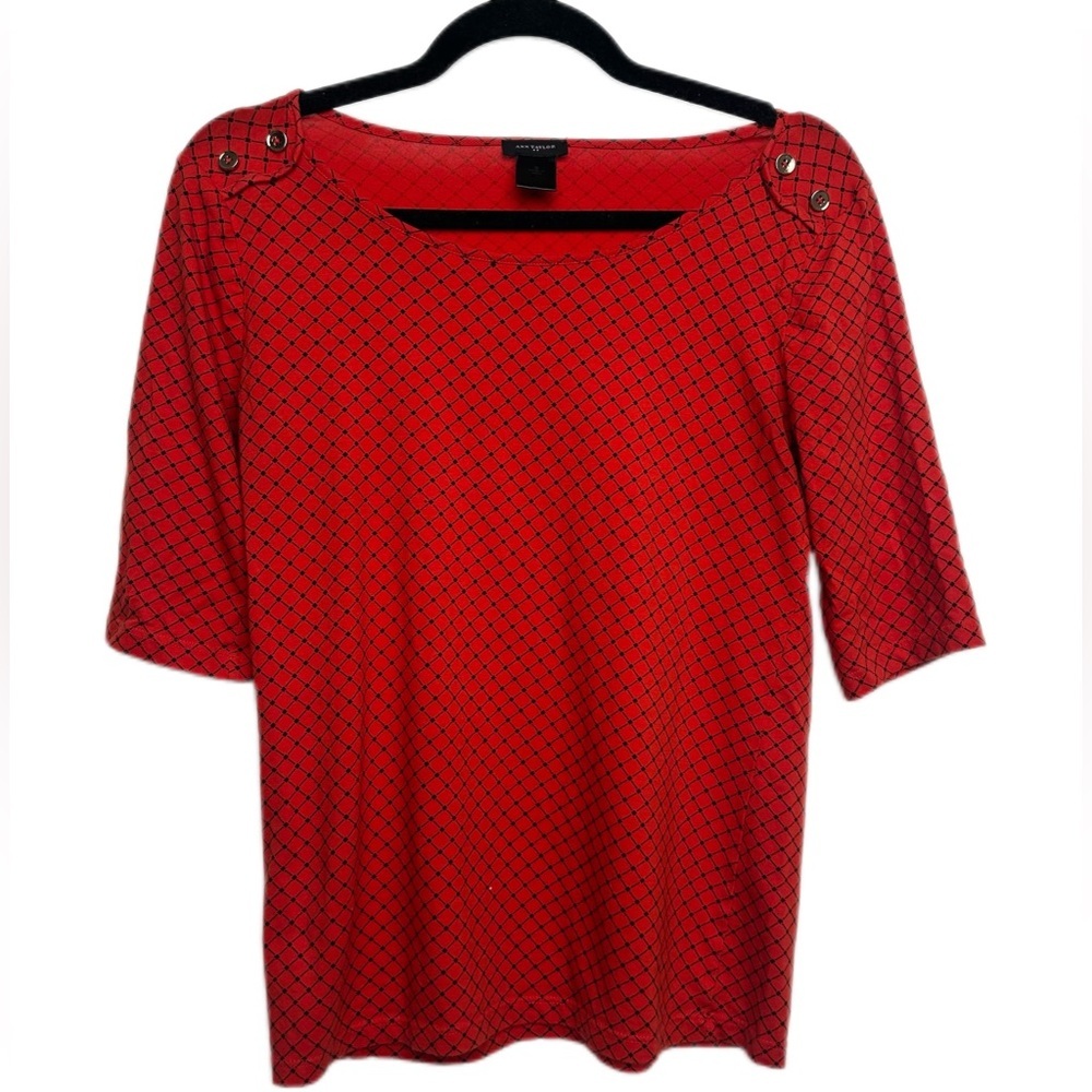 Vintage Ann Taylor Chic Red Patterned‎ Light Weight Short Sleeve Top Size Small
